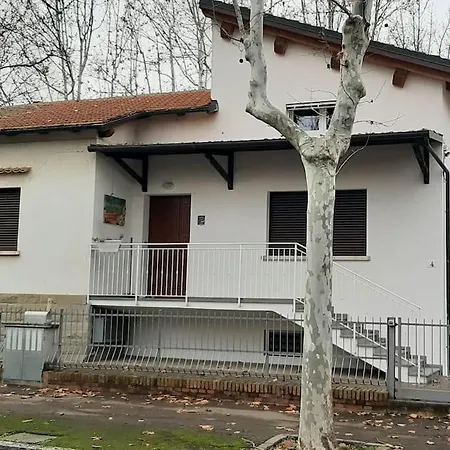 Casa Nuova E Spaziosa In Centro Villa *