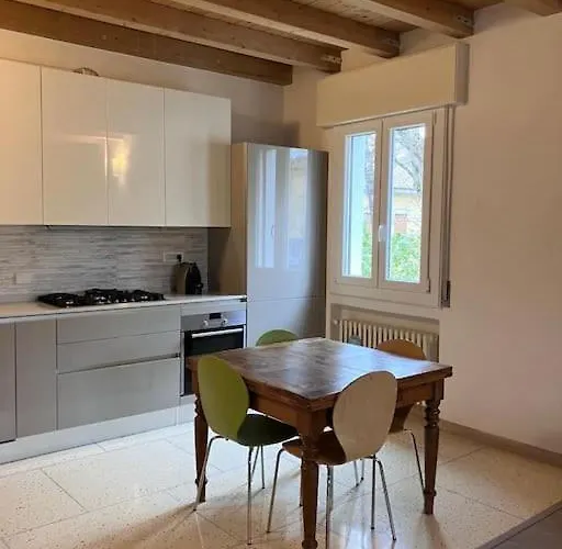 Casa Nuova E Spaziosa In Centro