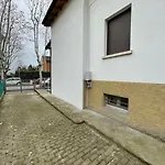 Casa Nuova E Spaziosa In Centro