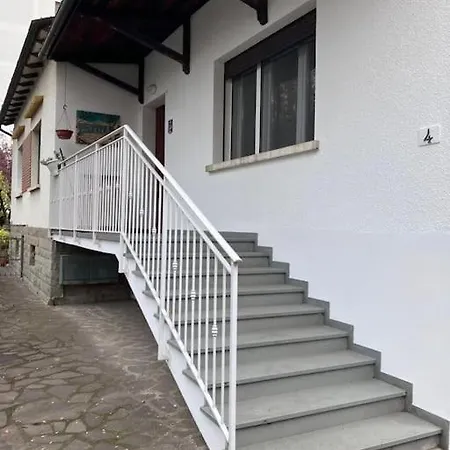 ヴィラ Casa Nuova E Spaziosa In Centro Medicina