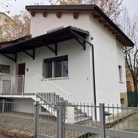 Casa Nuova E Spaziosa In Centro