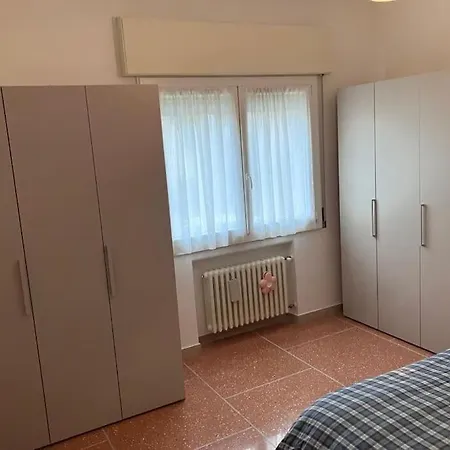 Casa Nuova E Spaziosa In Centro Medicina