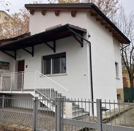 Casa Nuova E Spaziosa In Centro